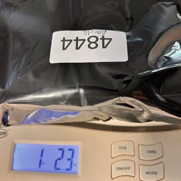 Agolde Toni Slim Straight Jeans Womens 26 Black High Rise Raw Hem Organic Cotton - Picture 11 of 11